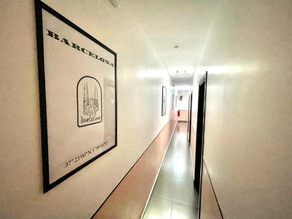 Opera Rooms Madrid Bagian luar foto